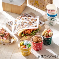 ハンバーガー以外にも、包めるものはなんでも包んで