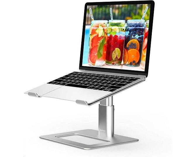リモートワーカー必見！在宅ワークをより快適にするPCスタンドが大特価！Amazonセールが見逃せない！