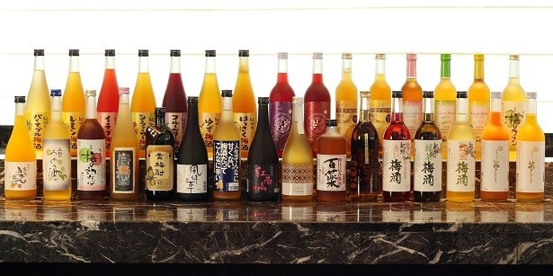 【写真を見る】女子会には、梅酒にイチゴやミカンなどの果汁を加えたカクテル梅酒や、美容にも嬉しいアロマ梅酒がイチオシ