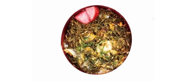 これが気になる弁当の中身！素朴なご当地弁当だ