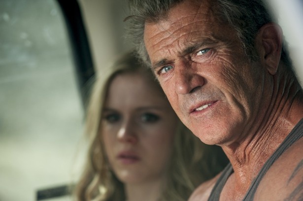 メル・ギブソンが荒野に完全復活する『ブラッド・ファーザー』