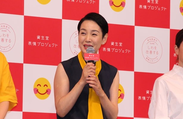 「しわが改善されるというのはとても嬉しい響き。自分も実践していきたい」とコメントした樋口可南子