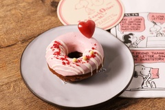 スヌーピーがテーマのカフェに“Love”がいっぱいの特別メニューが