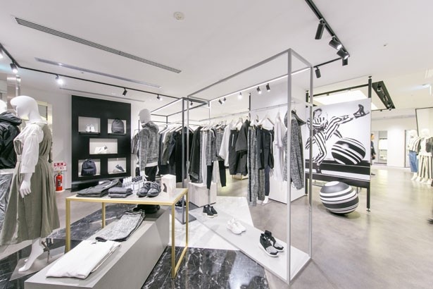 国内最大規模の広さを誇る、JOSEPH GINZA SIX店