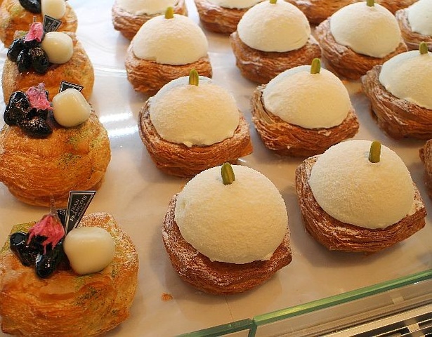 新感覚の「Wチーズケーキデニッシュ」(380円)