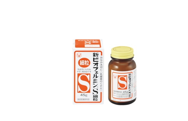 現在販売されている「新ビオフェルミンS細粒」。効能：整腸(便通を整える)、軟便、便秘、腹部膨満感