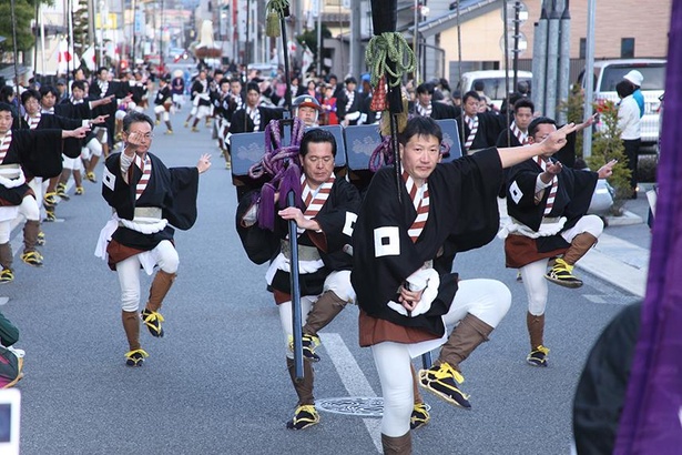 今年の長野県・飯田市は奇跡の年！「飯田お練りまつり」＆「元善光寺御開帳」の2つの「7年に一度」は見逃せない!!｜ウォーカープラス