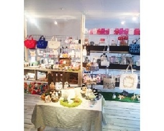 うさぎ好きにはたまらない！うさぎデザイン雑貨100パーセント専門店、ついに登場
