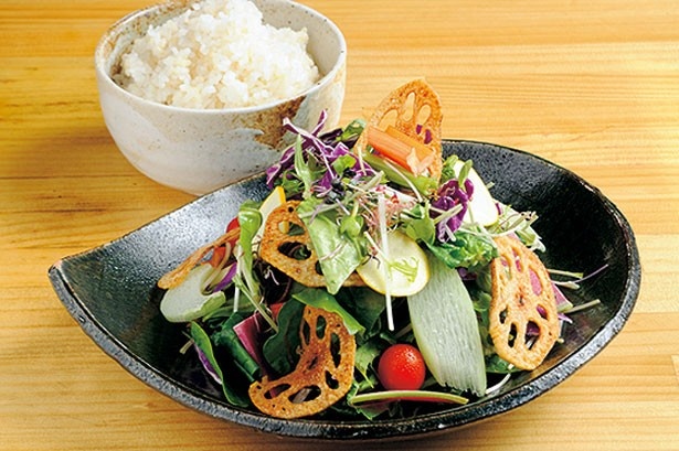 米や野菜は自社農園で作られたもの/けとばし屋 チャンピオン天満店