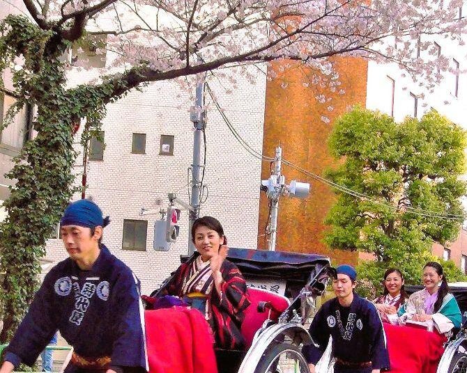 浅草・すみだの桜を人力車で巡ろう！団子＆お抹茶付きのお得なツアーをお花見期間限定で開催