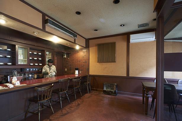 30年ほど続いた雀荘兼喫茶店を改装した2号店「喫茶カゼコ」。大通りから1本外れた路地にあって、わざわざ訪れる観光客も多い