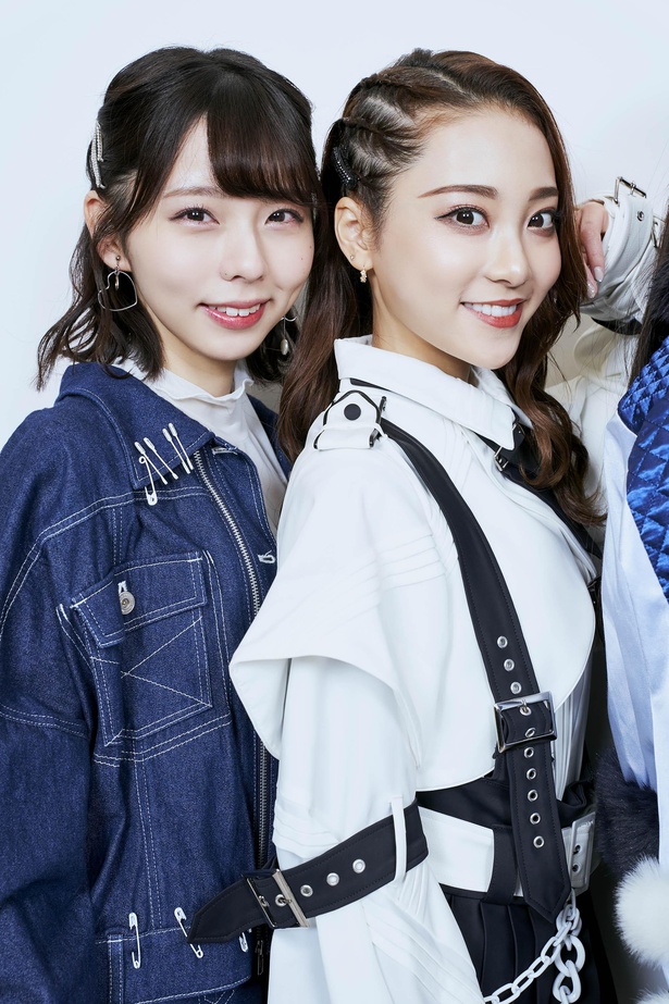 左から、篠原望、安田愛里