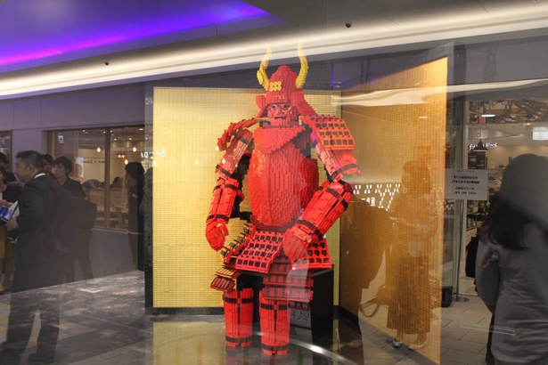 ＜展示作品＞大阪ゆかりの真田幸村の赤備え「南蛮胴具足」