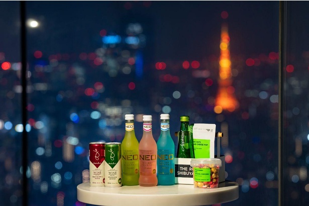 メニューでは、「渋谷」「東京」「世界」を感じるクラフトビールや夜景に映えるドリンク＆スナックが登場