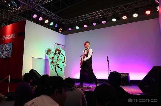 ナポリタンを食べて・歌って・踊って楽しむ「超ナポリたんスタジアム in ニコニコ超会議2017」の様子