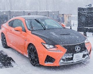 レクサスが提供する「クルマを使った大人の遊び方」を北海道で体験