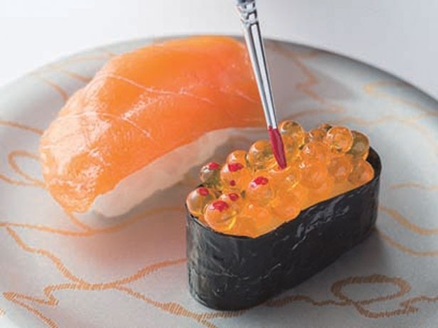 2F・でざいんぽけっとでは、食品サンプルを自分で作れる体験講座を実施。寿司やプリンパフェなど、好みのアイテムを選ぼう ※要予約、2980円〜