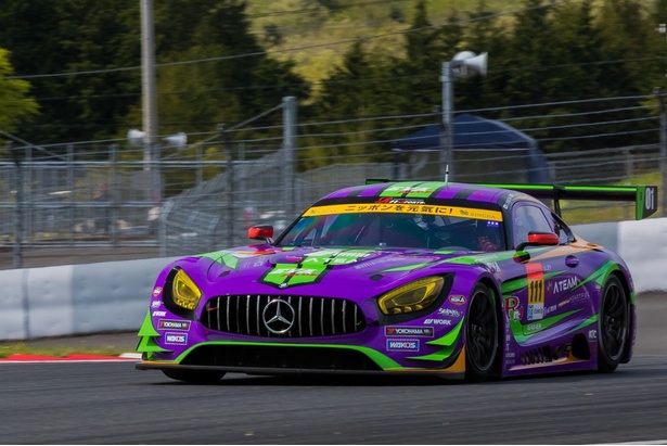 EVANGELIONカラーのAMG