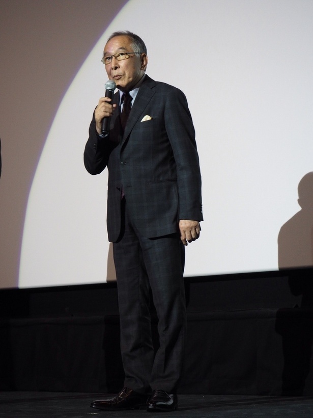 頑固オヤジを演じた橋爪功