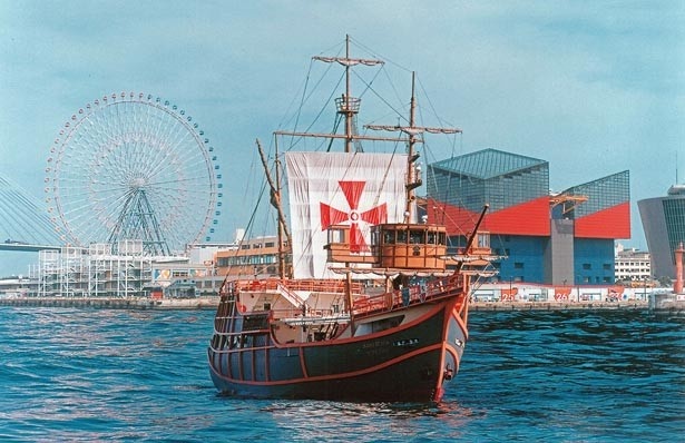 探検家・コロンブスの旗艦「サンタマリア号」を約2倍の規模で復元。船上からいつもとは異なる大阪の景色を楽しんで/帆船型観光船サンタマリア