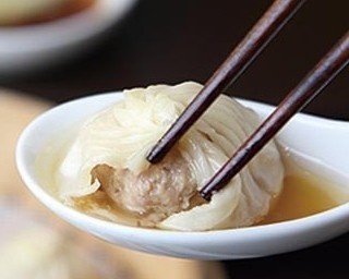 【神戸観光】小籠包の肉汁ジュワ！チャーシューもトロトロ！手作り点心3選