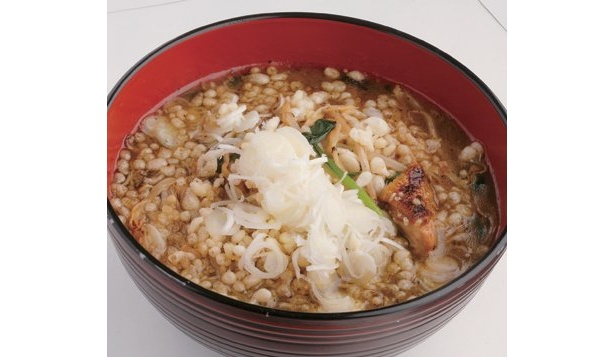 第8位は、青森の「黒石のつゆ焼きそば」（みちのく地鶏旅　新橋シャモロック酒場）