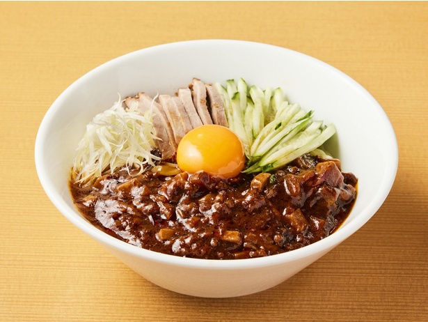 真夏にぴったりの冷たい麺が特徴「旨辛ジャージャー麺」(1000円)