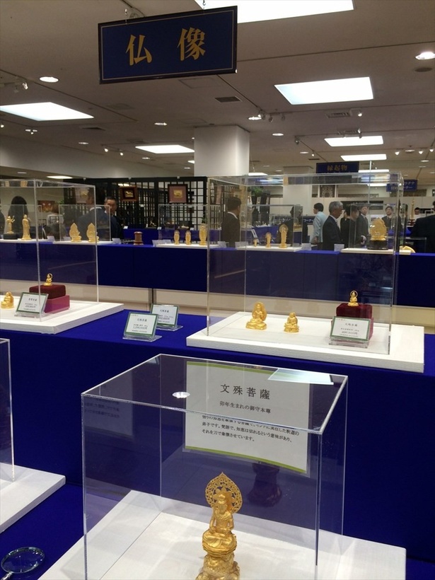 2014年の日本橋三越「大黄金展」の様子