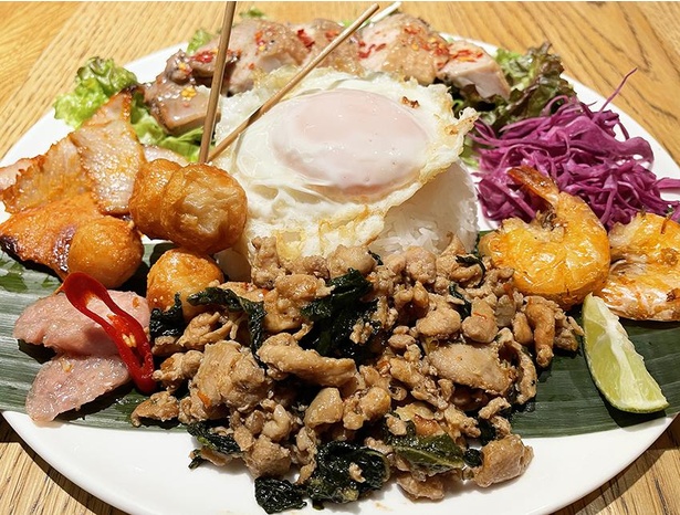 「マンゴツリープレート」(ランチ1639円/ディナー1749円)