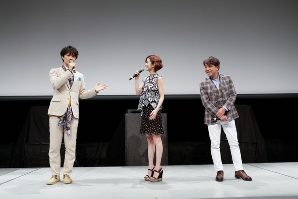 息ぴったりな掛け合いで会場を楽しませた3人