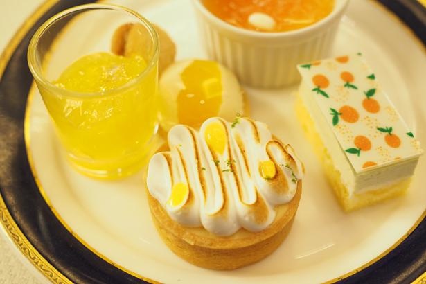 ブッフェ台のメニューは、好きなものを好きなだけ味わえる