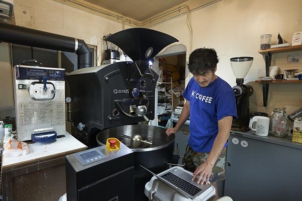 奈良でいち早く導入したギーセンの焙煎機は、同業者との交流を広げるきっかけともなった