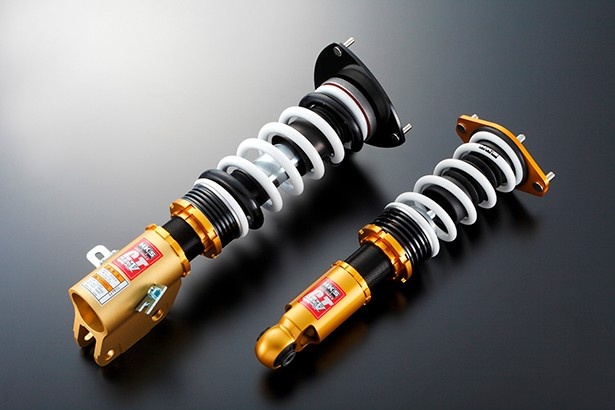 究極のストリートダンパーとして開発されたHIPERMAX IV GT
