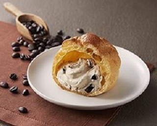 ドトールのコーヒーを使ったコーヒーゼリーシュークリームが登場