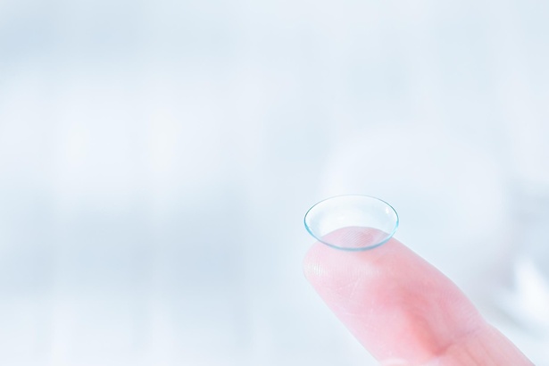 アレルギー用コンタクトレンズは、アレルギーシーズンなどのかゆみを緩和してくれる