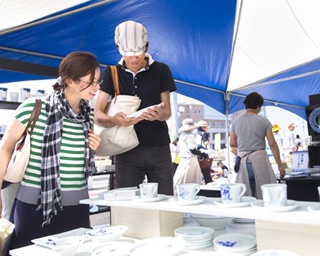 長く愛用したくなる食器がきっと見つかる!?日本最大級の陶磁器イベントが今年も開催！