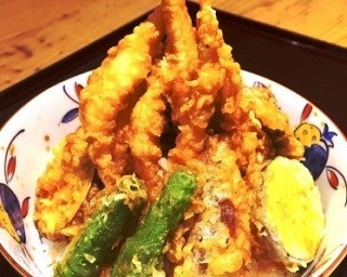 “富山湾の宝石”をたっぷり味わえる！1日20食限定の「シロエビ丼」