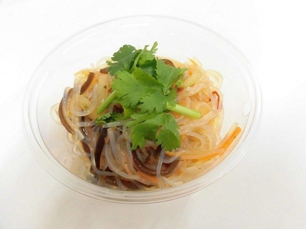「タイ風春雨サラダ」(218円)