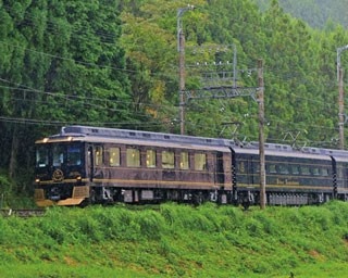 【関西列車旅】観光特急「青の交響曲」で大人旅！吉野山世界遺産と絶景温泉へ