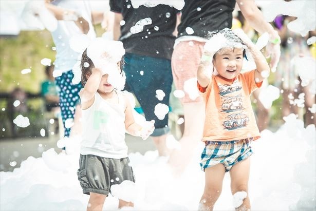 こわっぱゾーンでは小さな子どもも泡を楽しめる