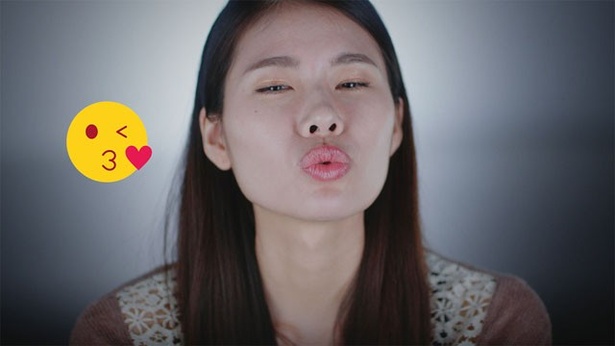 Web動画「EMOJI-GAO CHALLENGE」のカット(その8)