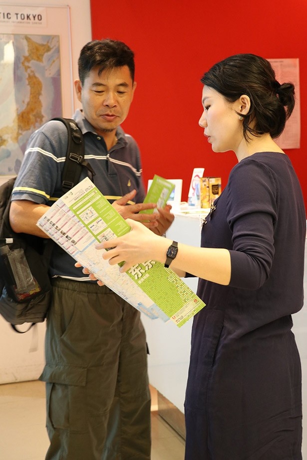 海外から訪れた人も外国語で案内