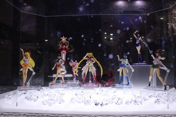 「美少女戦士セーラームーン」アクションフィギュア