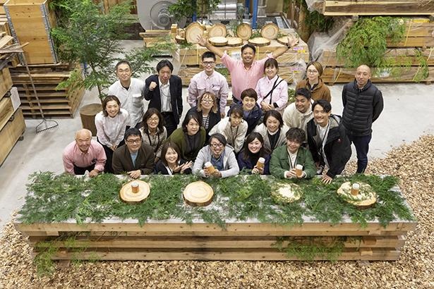 永田木材を訪れた浜松のパートナー、永田さん、黒田さん