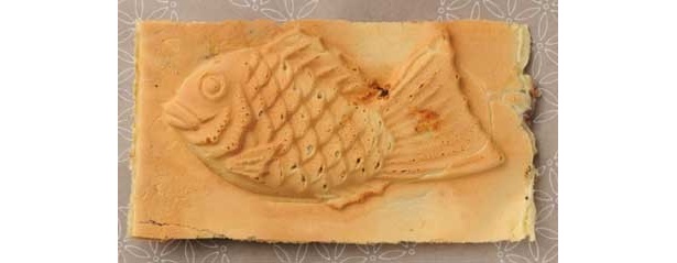 無料でもらえる「羽根付き薄皮たい焼き」はコレ！