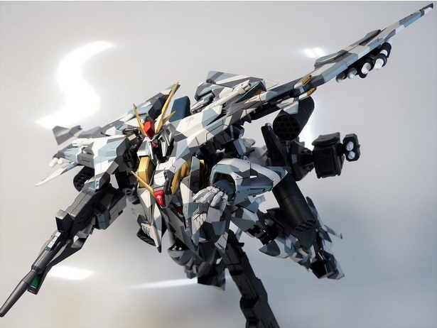 RX-105 クスィーガンダム（敵拠点強襲制圧用装備）
