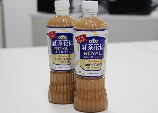さらにおいしく進化した「紅茶花伝 ロイヤルミルクティー」(470ml PET/希望小売価格・税抜151円)は全国で発売中
