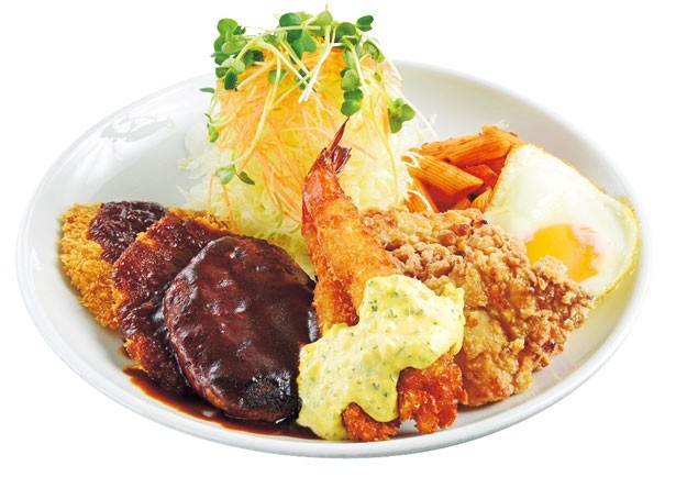 「くまスペシャル(ご飯、味噌汁付き)」(1450円)/くま食堂