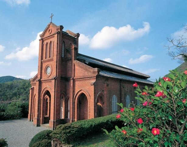 県指定有形文化財に指定されている「堂崎天主堂」。五島初の木造の天主堂として、今なおシンボル的な存在