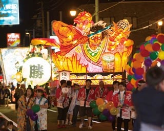 今週末開催！あんどん祭りに世界唯一のトラクターばん馬競争も？北海道の夏イベントまとめ